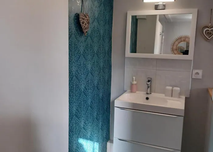 فندق مبيت وإفطار Les Pommiers أونفلور