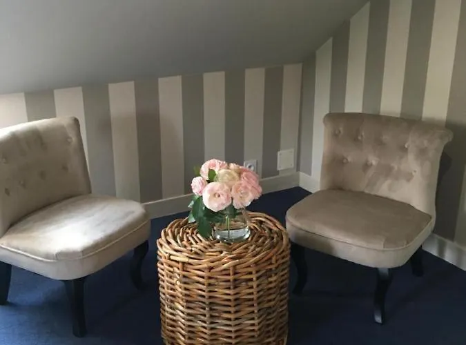 Bed & Breakfast Les Pommiers 3*