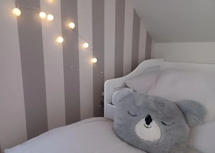 Les Pommiers Bed & Breakfast 3*